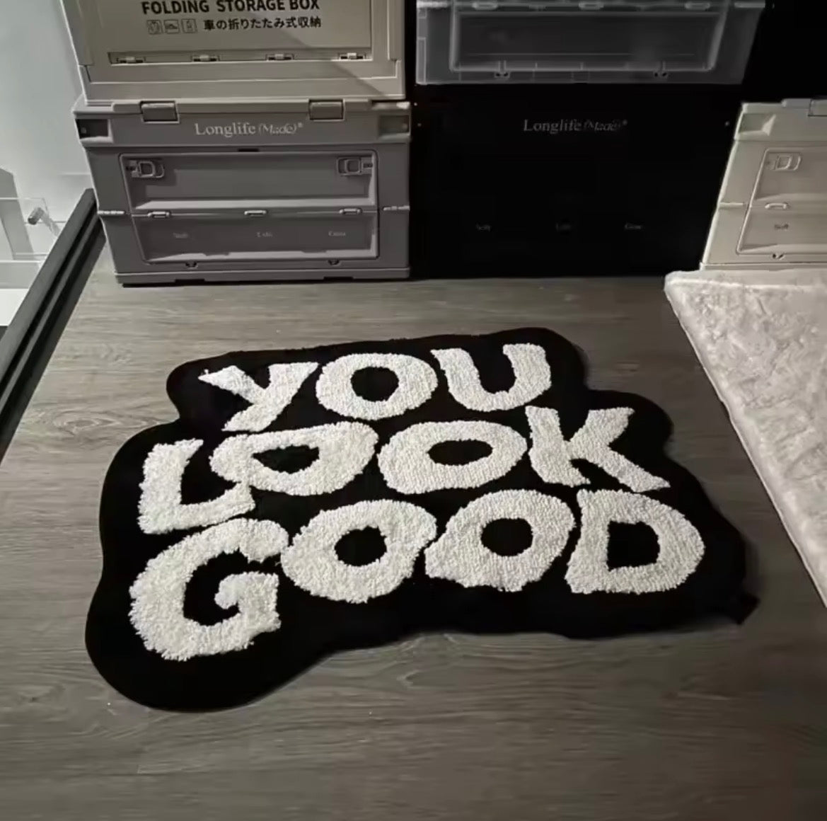 Irregular Letter Floor Mats, Soft And Anti-Slip Faux Cashmere Area Carpet